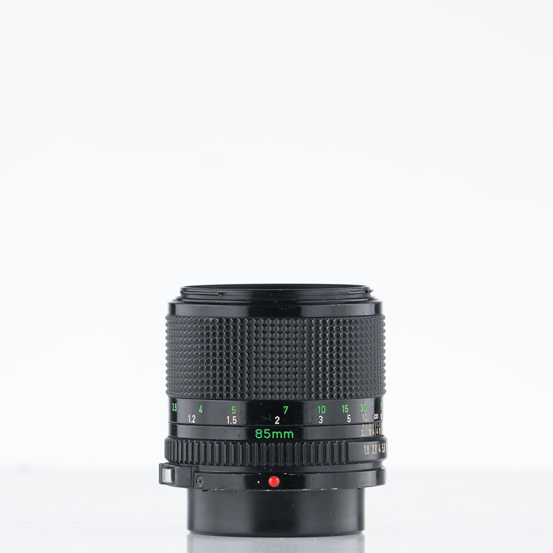 Canon New FD 85mm f/1.8 